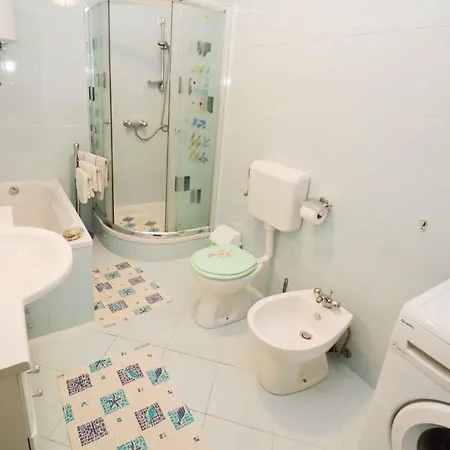 Apartmán In - Istrien 11064 Pula