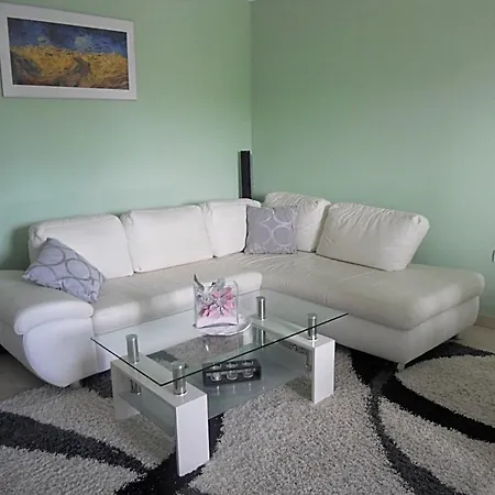 Apartment In Pula/Istrien 11064 Vintijan