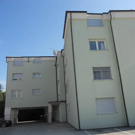 Apartment In Pula/Istrien 11064