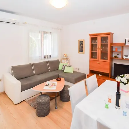 In - Istrien 11064 Apartman